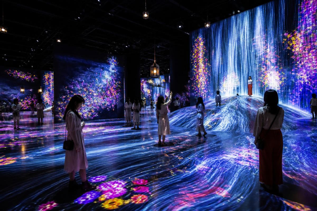 teamLab Borderless