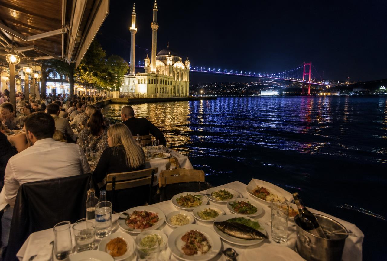 Ortaköy Meyhane